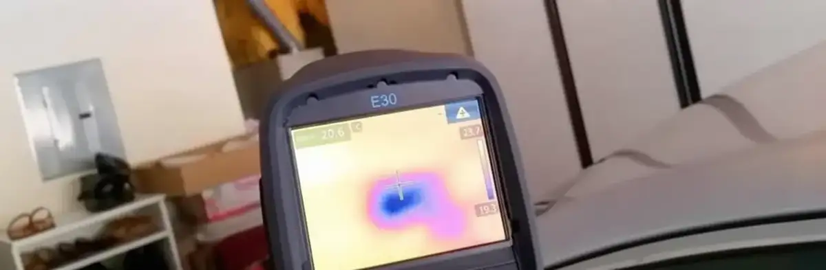 mold inspection using thermal imaging technology to detect moisture and hidden mold in a home in Bradenton, FL