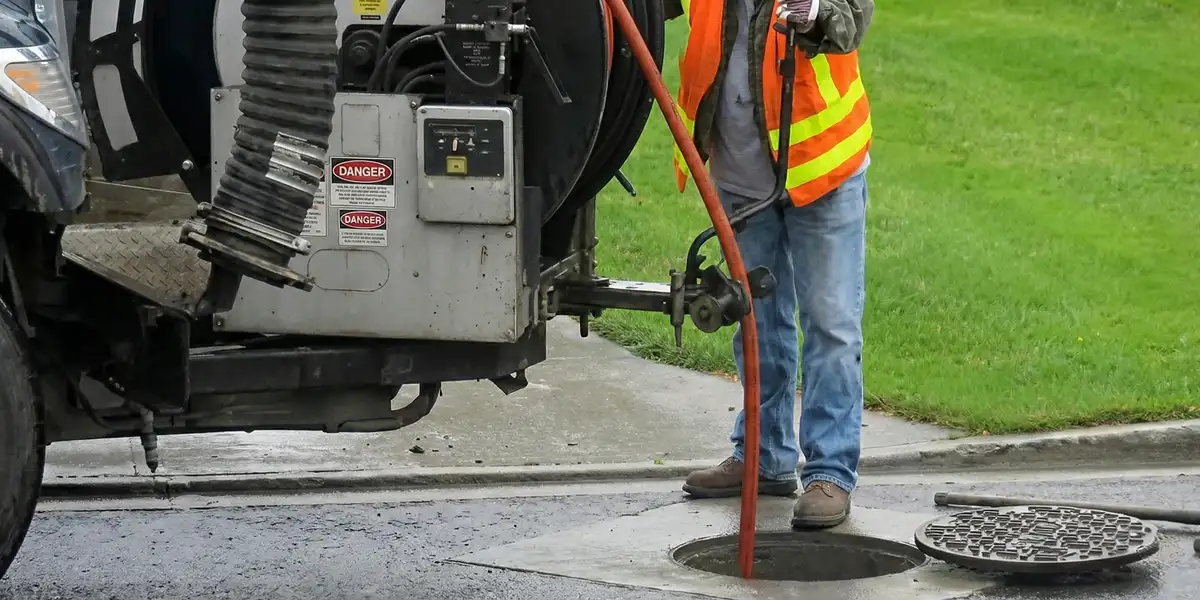 sewage clean up professionals using industrial equipment to remove contaminated wastewater in Bradenton, FL